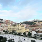 Mm3 Modern With Castle View In Baixa-rossio! Free Parking * Лісабон