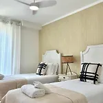 Mm3 Modern With Castle View In Baixa-rossio! Free Parking Апартаменти Лісабон