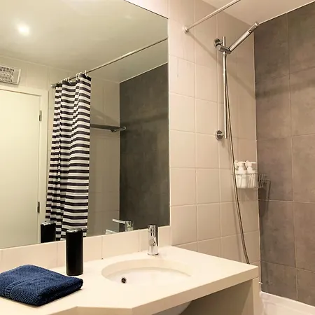 Mm3 Very Baixa-rossio! Castle View And Free Parking! 公寓 *