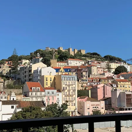 Mm3 Modern With Castle View In Baixa-rossio! Free Parking Apartment